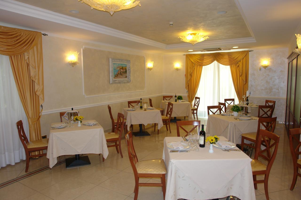 Hotel Di Cosmo San Giovanni Rotondo Eksteriør bilde