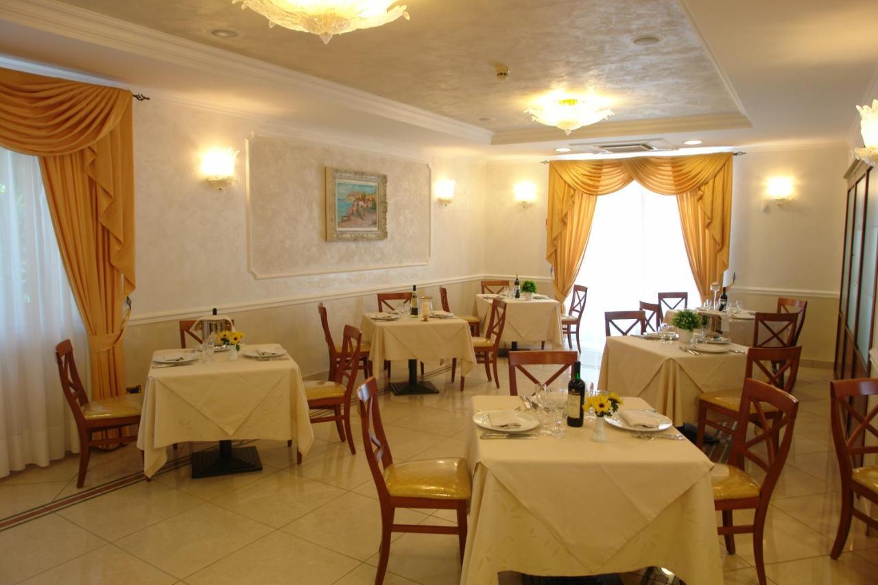 Hotel Di Cosmo San Giovanni Rotondo Eksteriør bilde